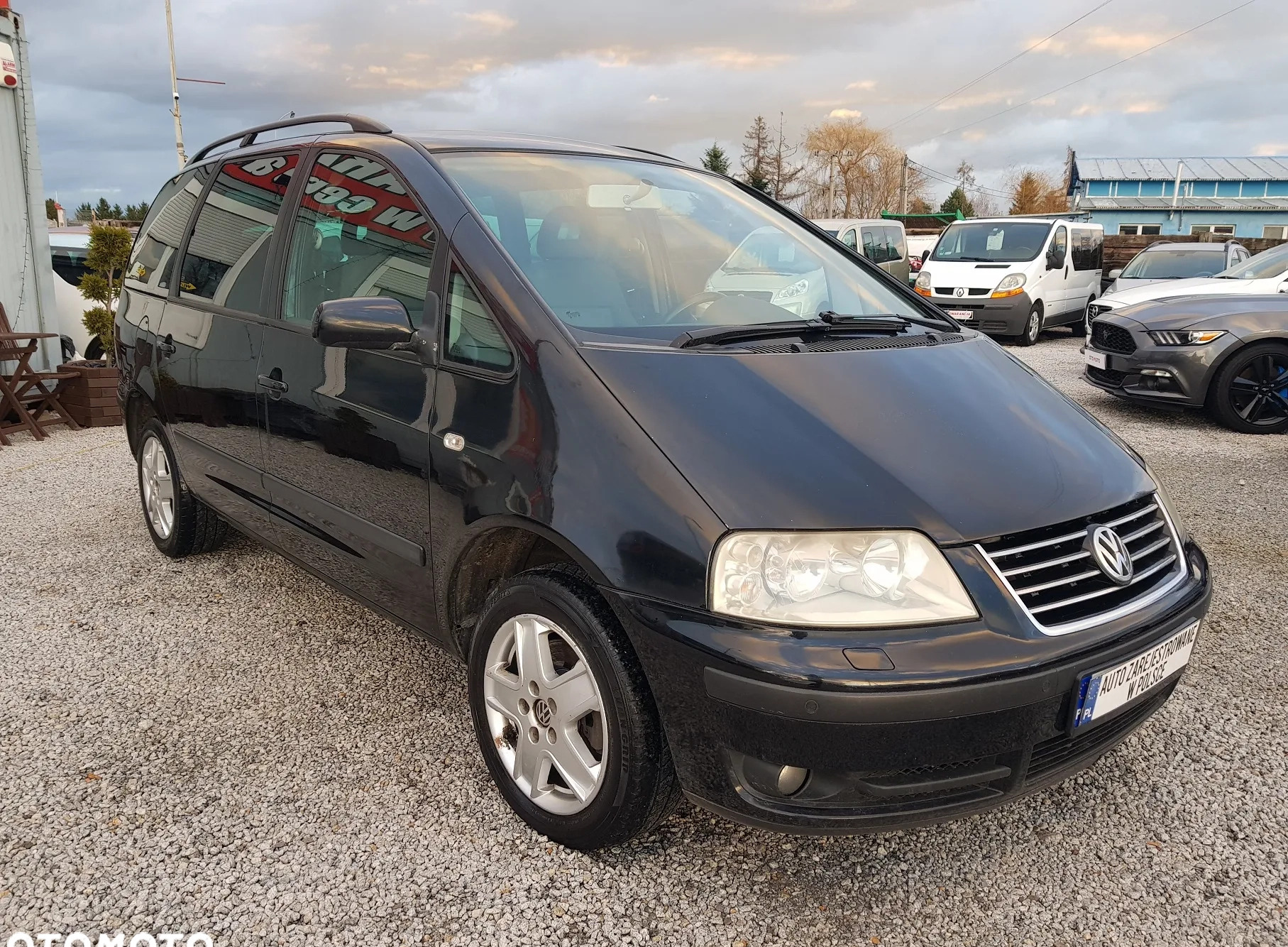 Volkswagen Sharan cena 13800 przebieg: 298000, rok produkcji 2003 z Chrzanów małe 79